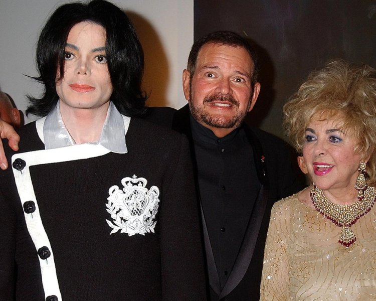 Top 9 made about Debbie Rowe, Michael Jackson ex -wife